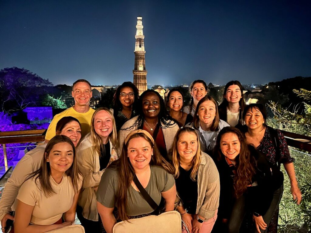 students at Qutab Minar, Delhi during Study Abroad in India program